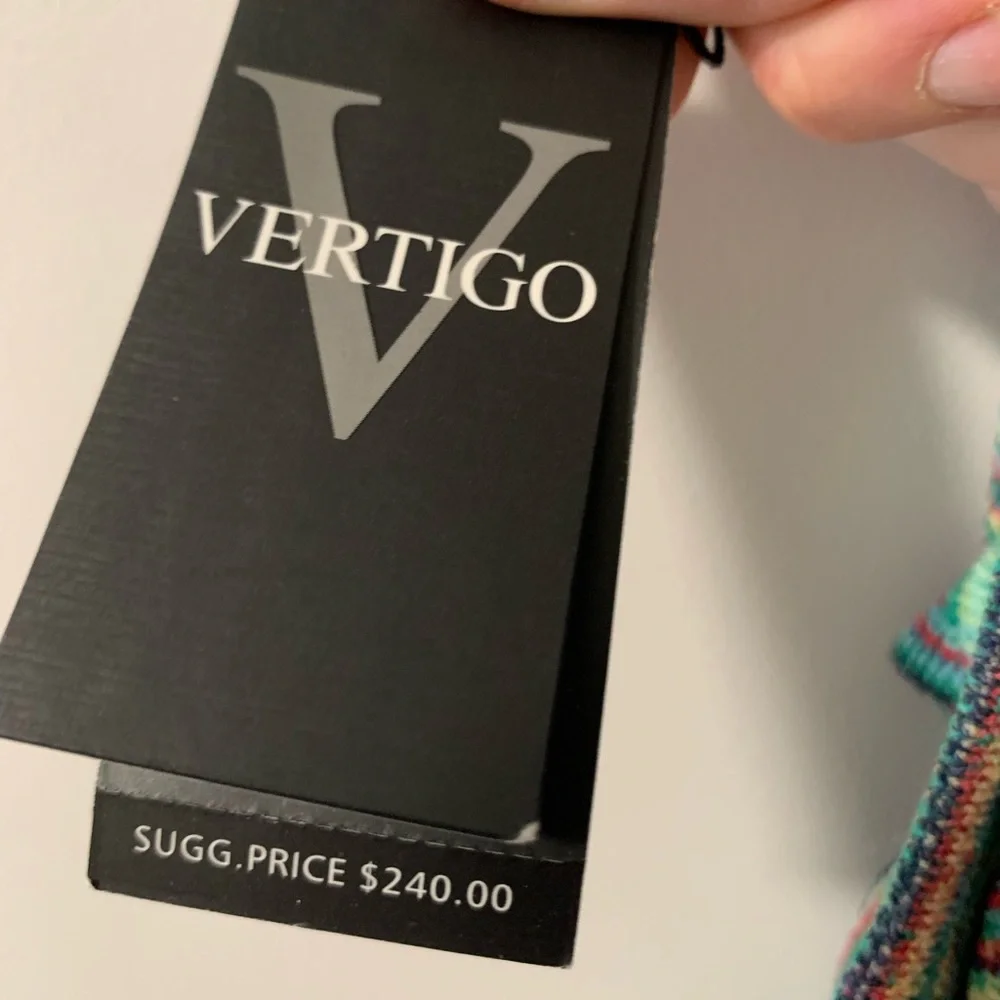 Vertigo Maxi Keyhole Back - Picture 4 of 7